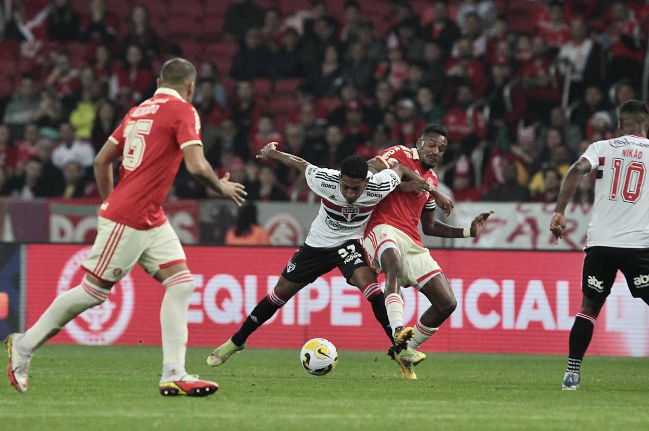 Com seis gols, Inter e São Paulo empatam no Beira-Rio