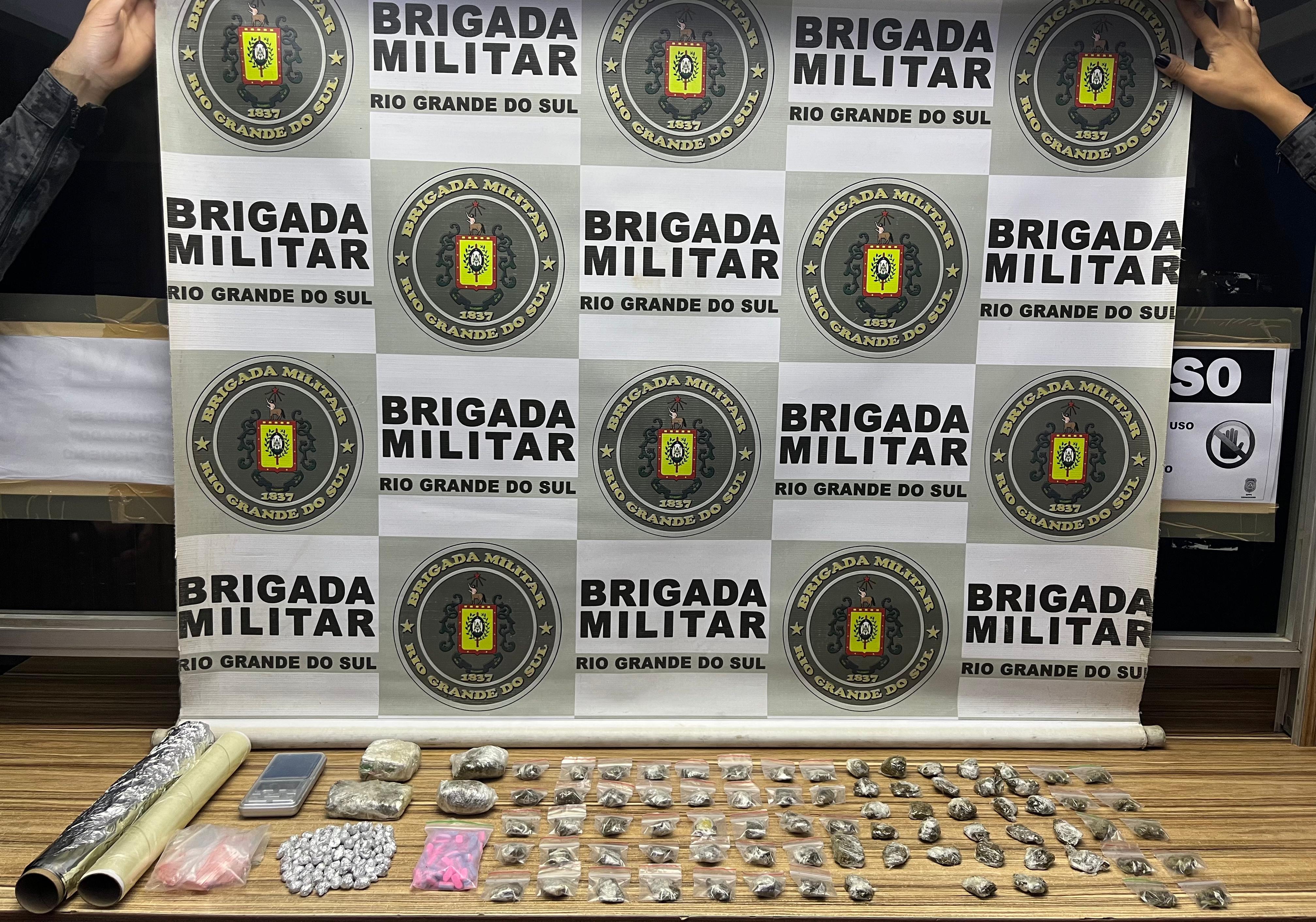 A Brigada Militar, por meio do 6º BPChq, realizou a prisão de um homem por tráfico de drogas em Uruguaiana
